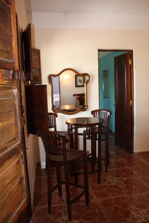 Apartamentos Finca La Cruz Tazacorte Quarto foto